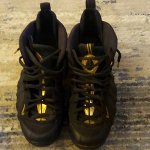 Foamposite sneakers size 11